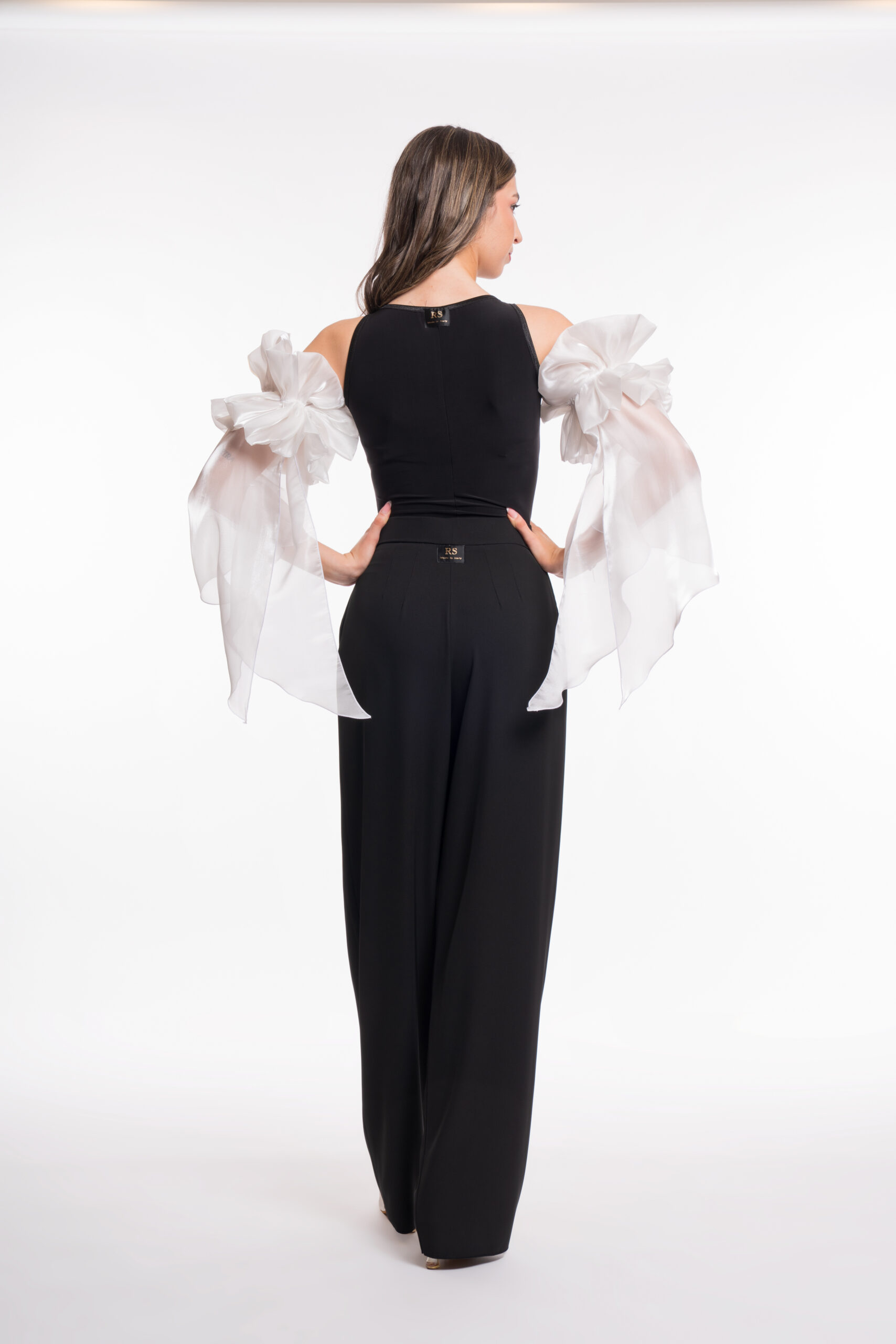 Zoe - body - Image 4